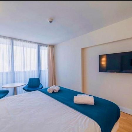 Orbi City 45 Floor Батумі Екстер'єр фото